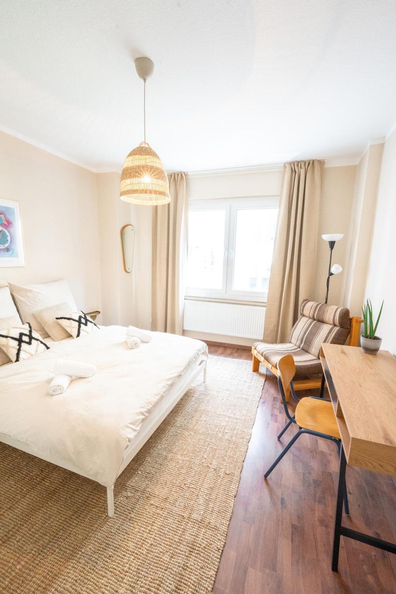 -Super Zentrales Zimmer- Direkt An Der Lutter! Bielefeld Exterior photo