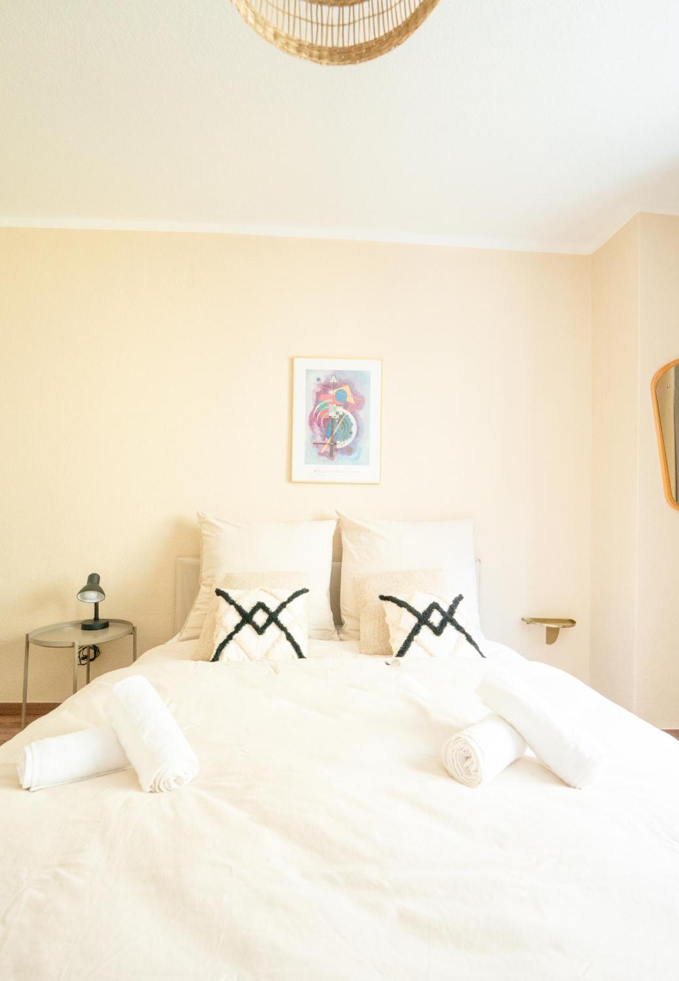 -Super Zentrales Zimmer- Direkt An Der Lutter! Bielefeld Exterior photo